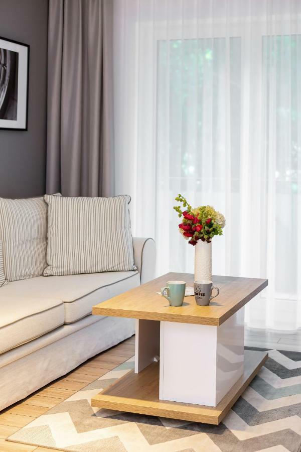 Apartments Parks Of Warsaw By Noclegi Renters Exterior foto